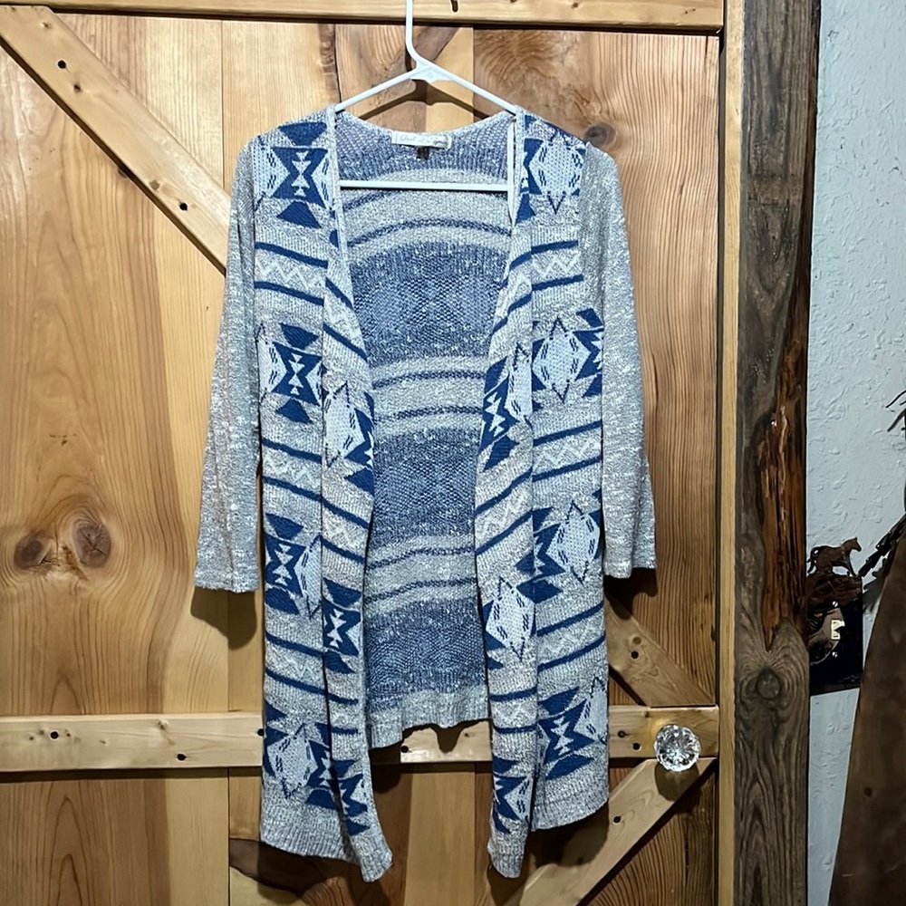 Closet Space size medium but does run small gray & blue Aztec waterfall sweater